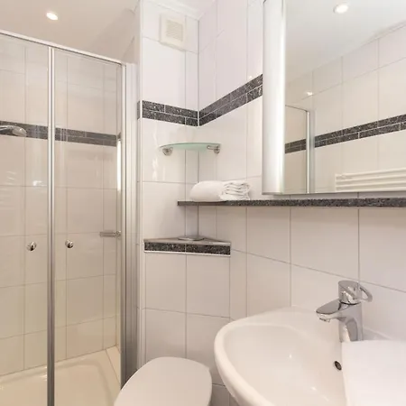 Lord Nelson 604 アパート クックスハーフェン